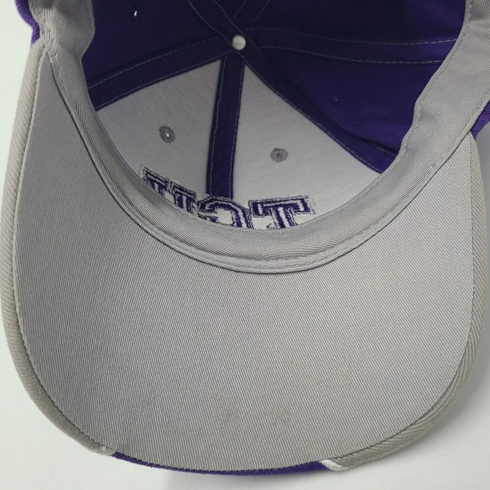 TCU Horned Frogs Hat Adjustable Captivating Headwear Gray Purple NCAA University